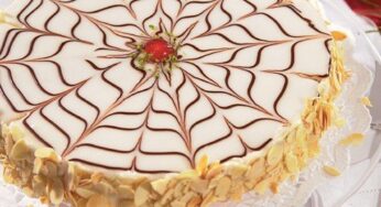 Macar Pastası: Leziz Esterhazy Torte Tarifi