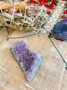 Ametist Taşı fiyatı Evde negatif enerji olup olmadığı nasıl anlasilir