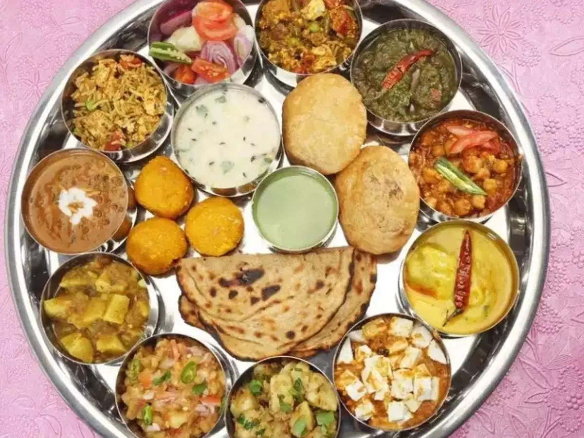 Thali Hint Yemeği: Hindistan Mutfağına Özgü Tatlar