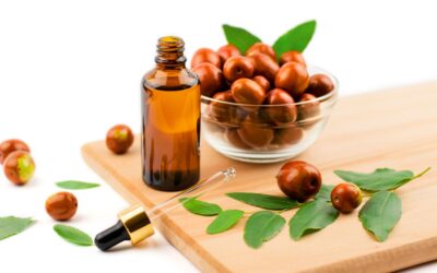 Jojoba Yağı Göz Çevresine Sürülür mü?