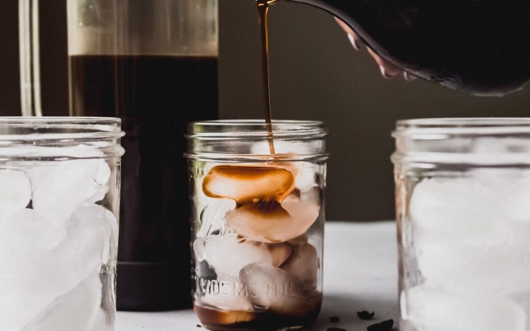 Kahve şurubu ile kahve Yapımı