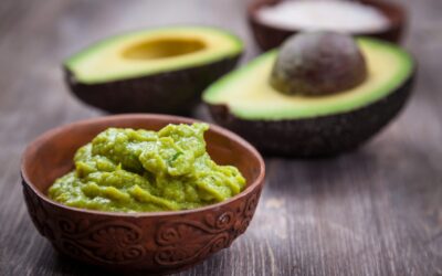 Guacamole Sos Tarifi: Kolay Avokadolu Dip Sos