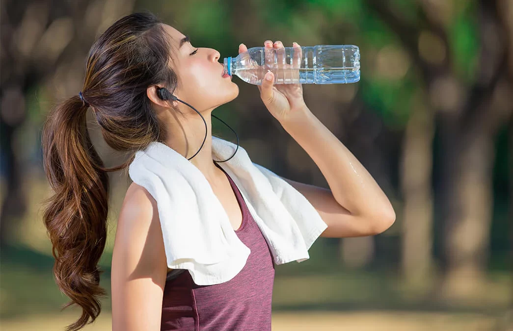 Su İçmek Saçları Uzatır mı, Saça Faydaları Neler?