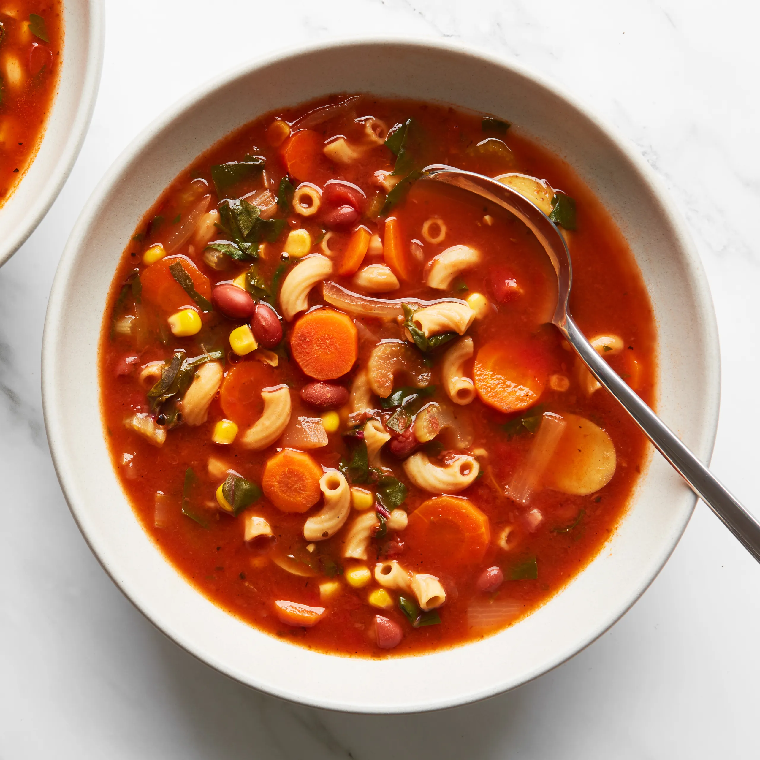 Minestrone çorbası nasıl yapılır?