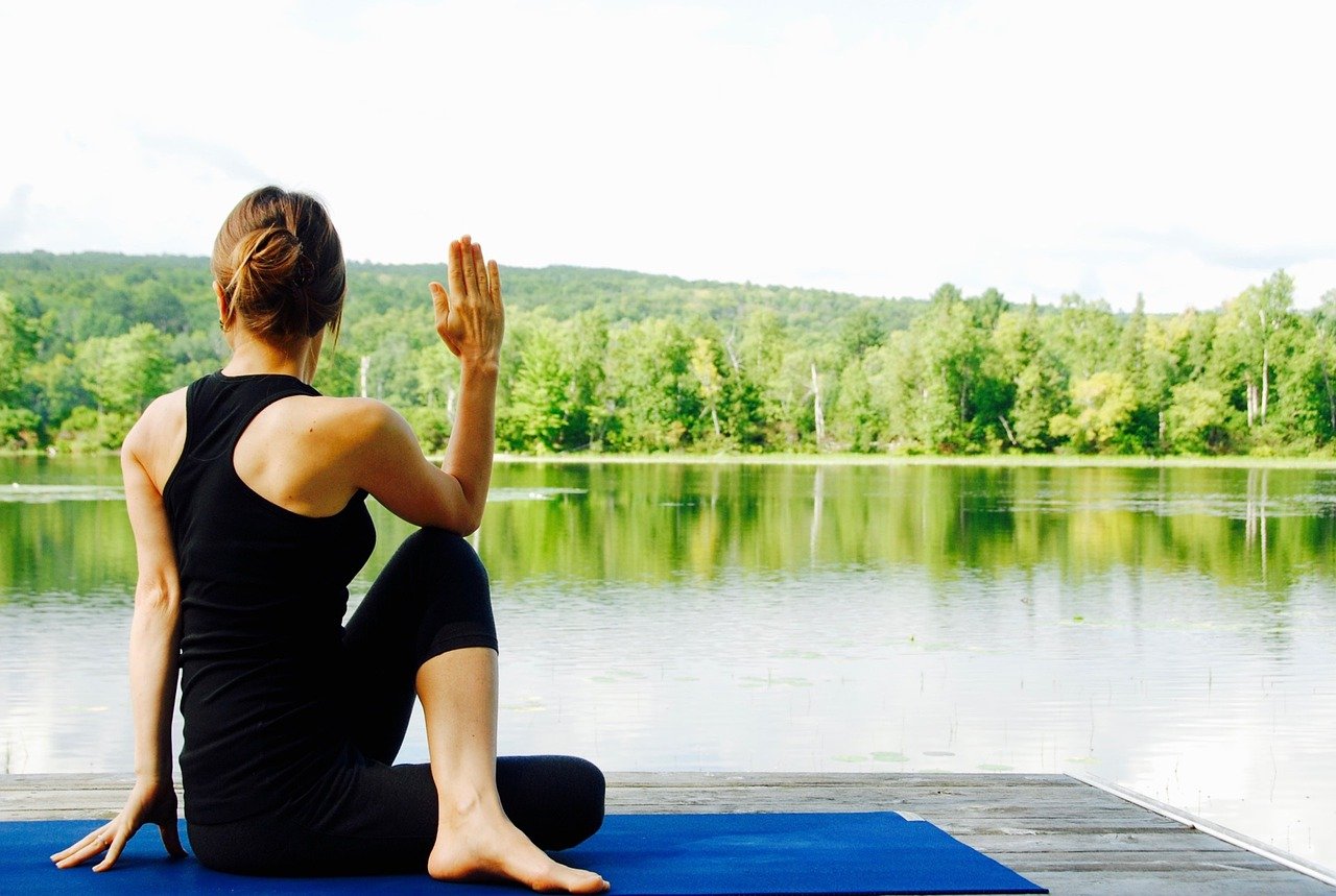 Menopoz yogası