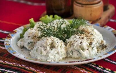 Snejanka Tarifi, Kar Beyazı Salatası Nasıl Yapılır?