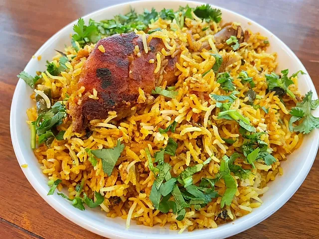 Hint Usulü Tavuk Biryani Tarifi (Büryani)