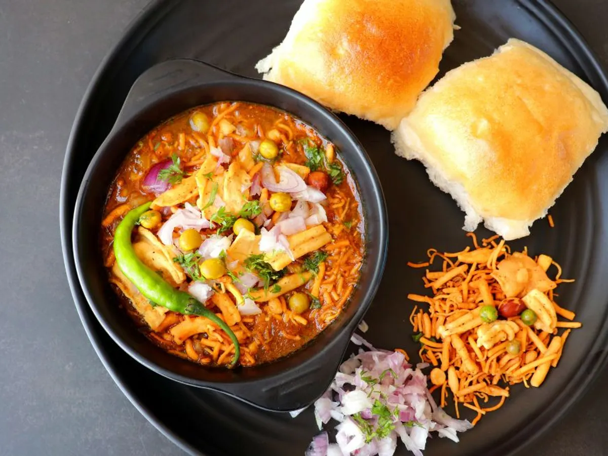 Misal Pav tarifi