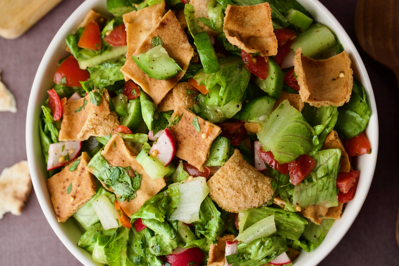 Fettuş Salatası Tarifi (Fattoush)