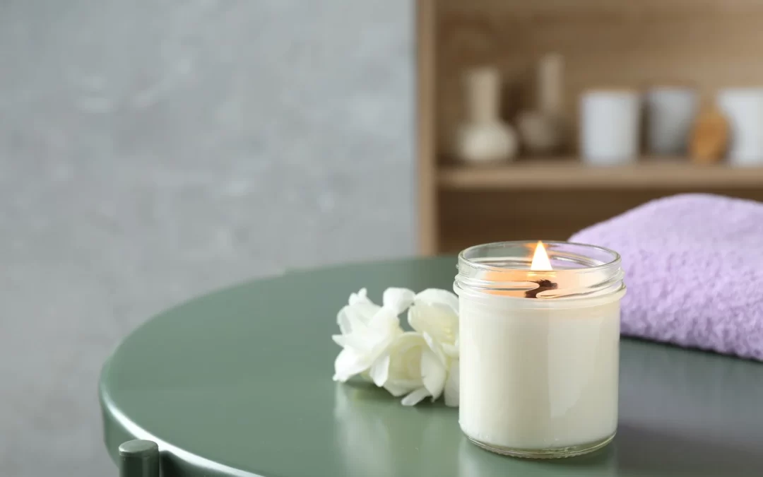 Sigara Kokusunu Çeken Mum: Kötü Kokulara Karşı Doğal Çözüm