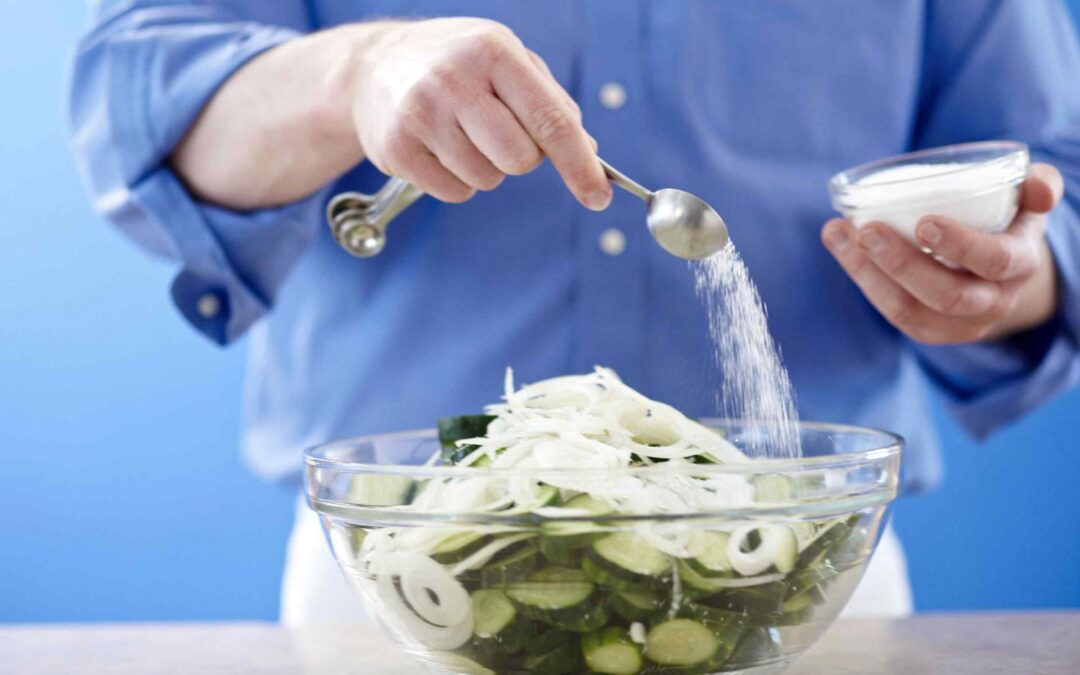 Sofra Tuzuyla Turşu Olur mu?