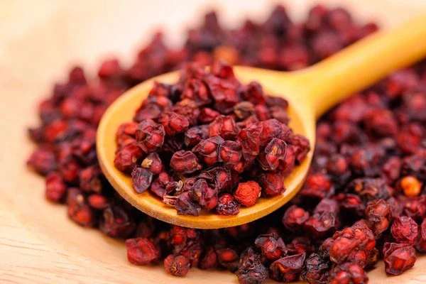 Schisandra berry nedir