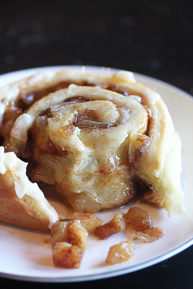 Elmalı cinnamon roll tarifi