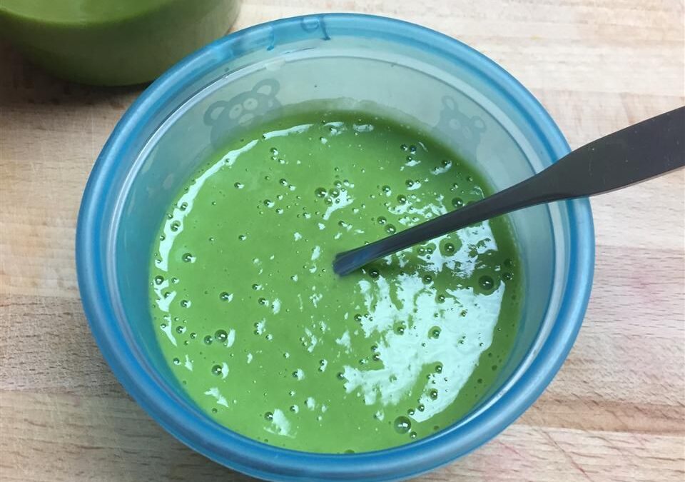 Bezelye Bebeklere Kaçıncı Ayda Verilir? Kabızlık Yapar mı?