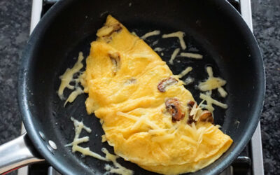 Tavada Peynirli Omlet