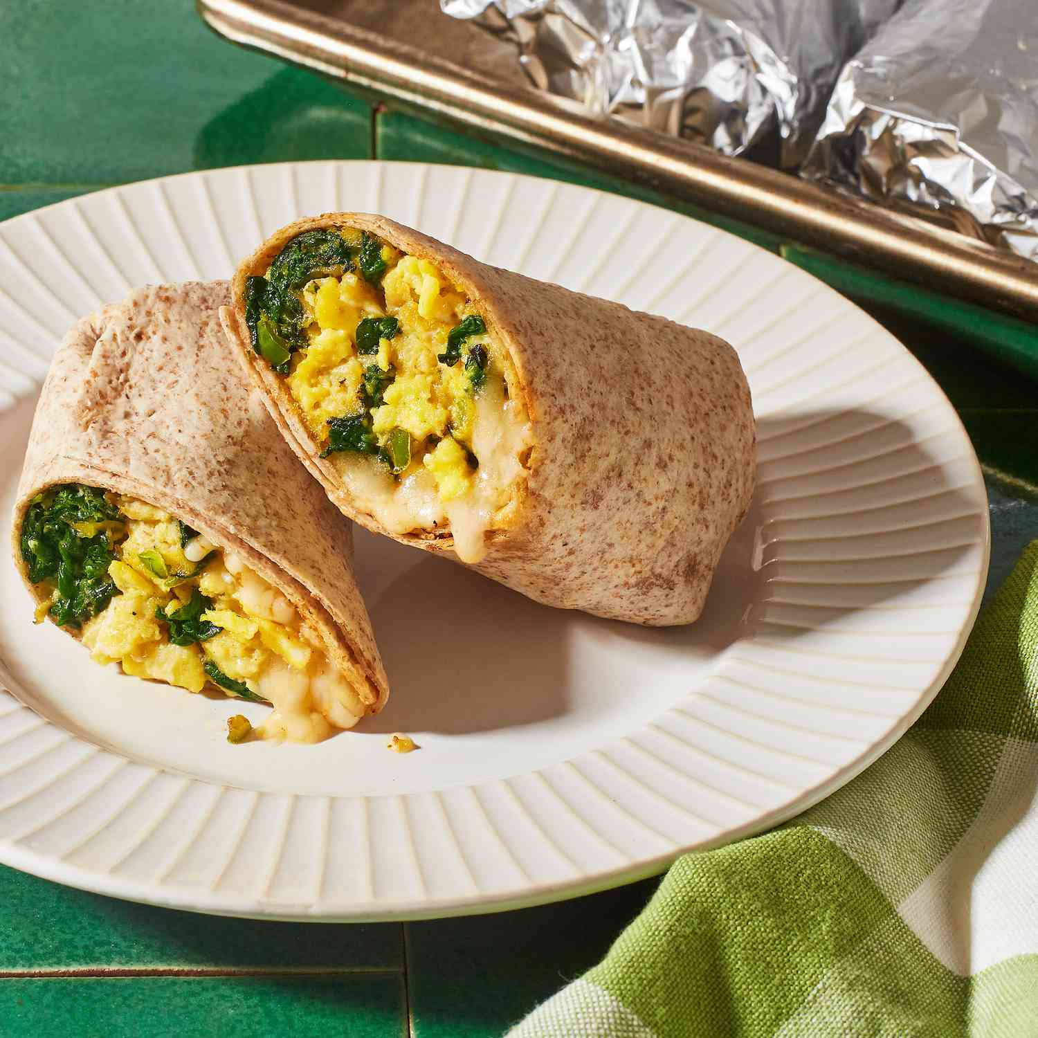 Breakfast yumurta Burrito tarifi