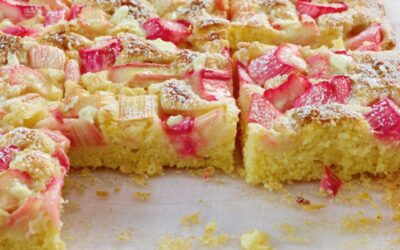 Rhabarber Kuchen Tarifi (Alman Ravent Pastası)