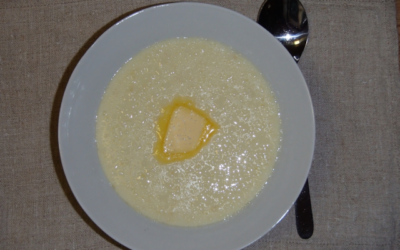 Semulegrot Tarifi: Norveç İrmik Lapası