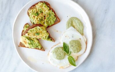 Pestolu avokado tost tarifi