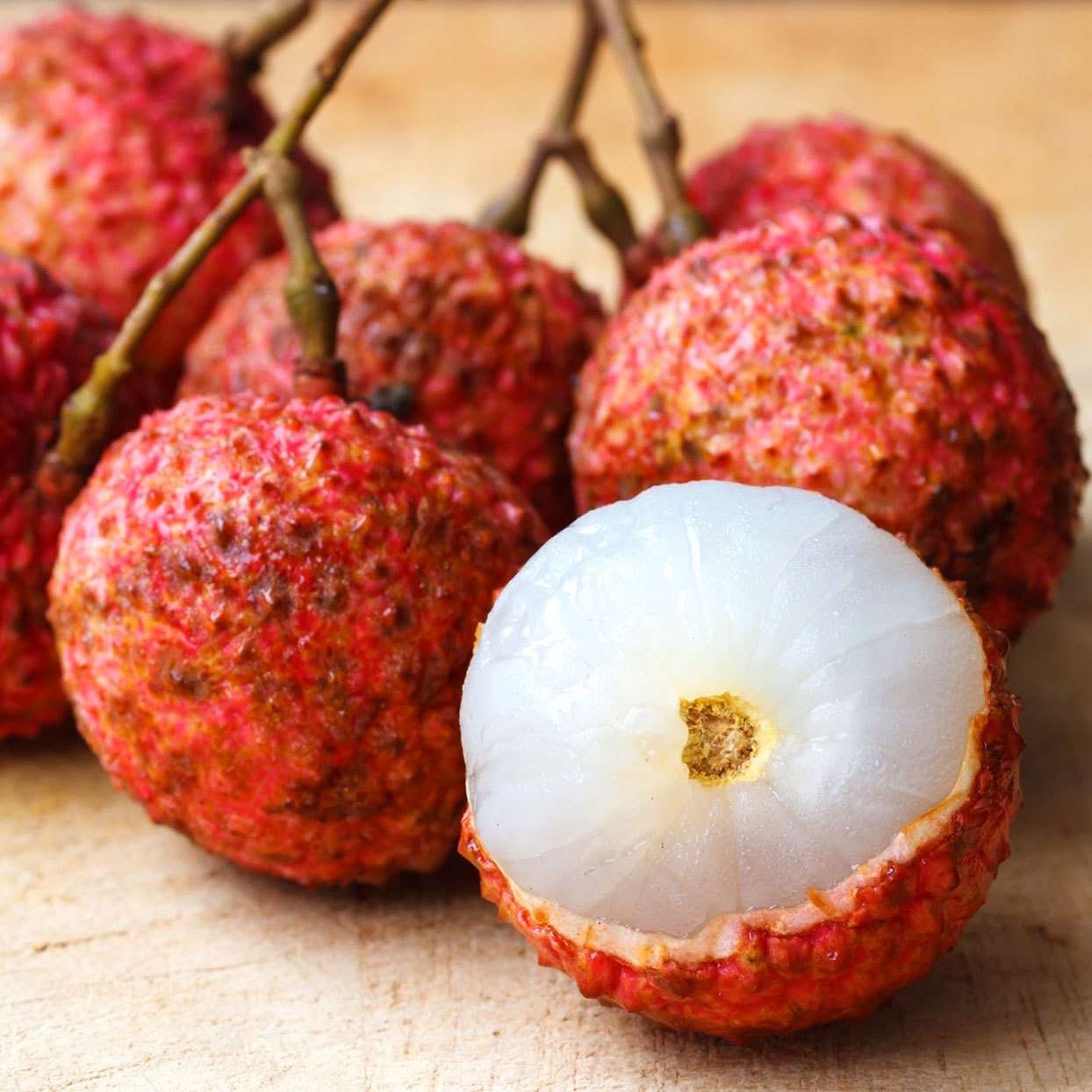 lychee meyvesi nedir